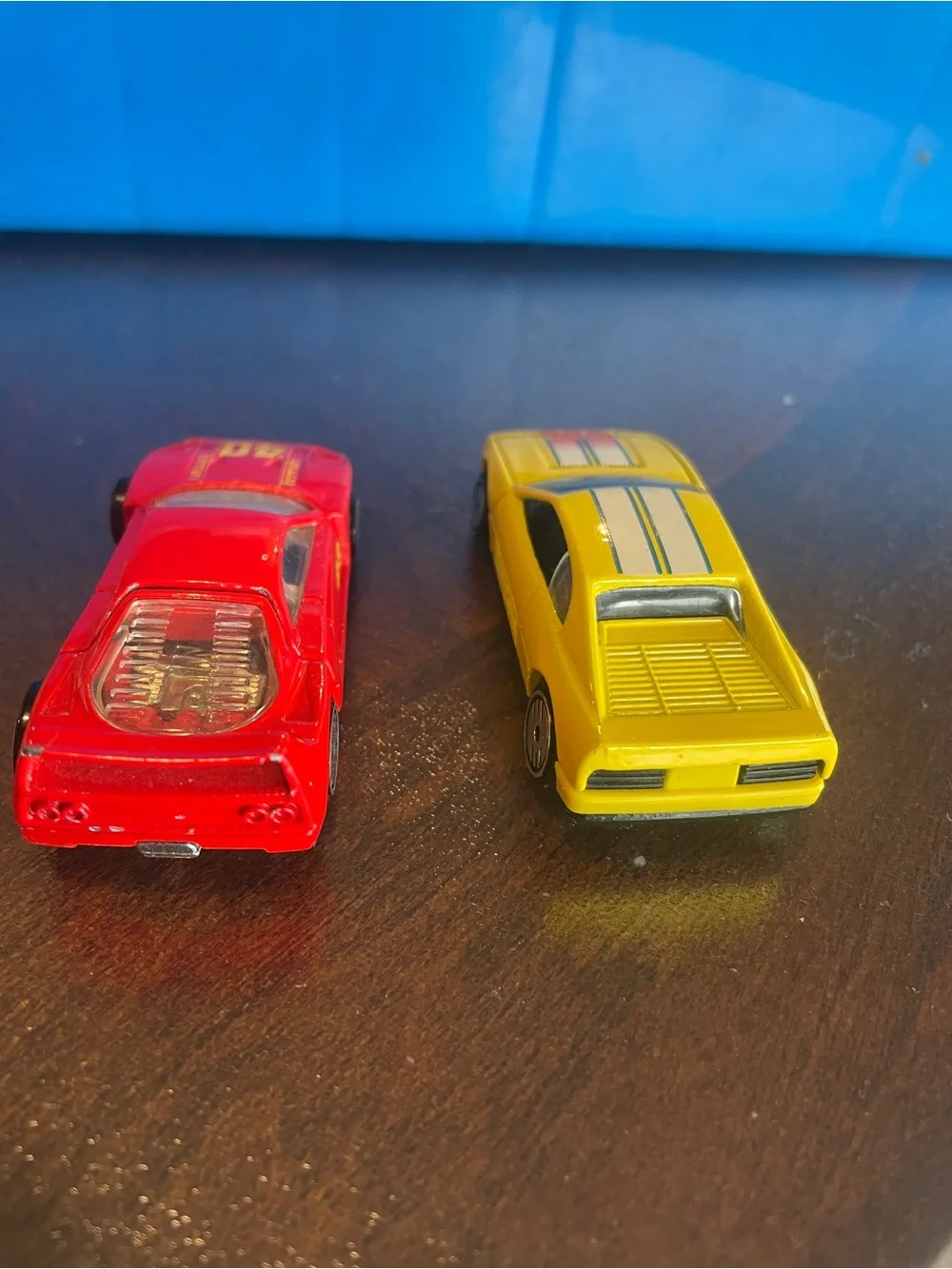 Collection of 2 hotwheels vintage 1:64 scale Diecast  Ferrari,s
